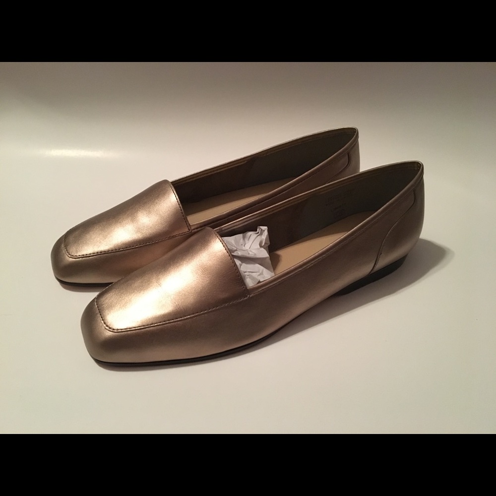 Vintage Enzo Angiolini Bronze Leather Loafers